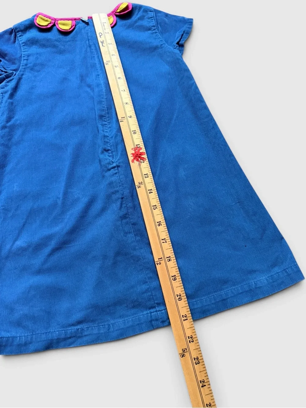Mini Boden Girls Blue Corduroy Flower Appliqué Shift Dress 4-5Y Pink Green